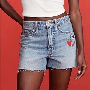 Old Navy Disney collection Mickey Embroidery shorts